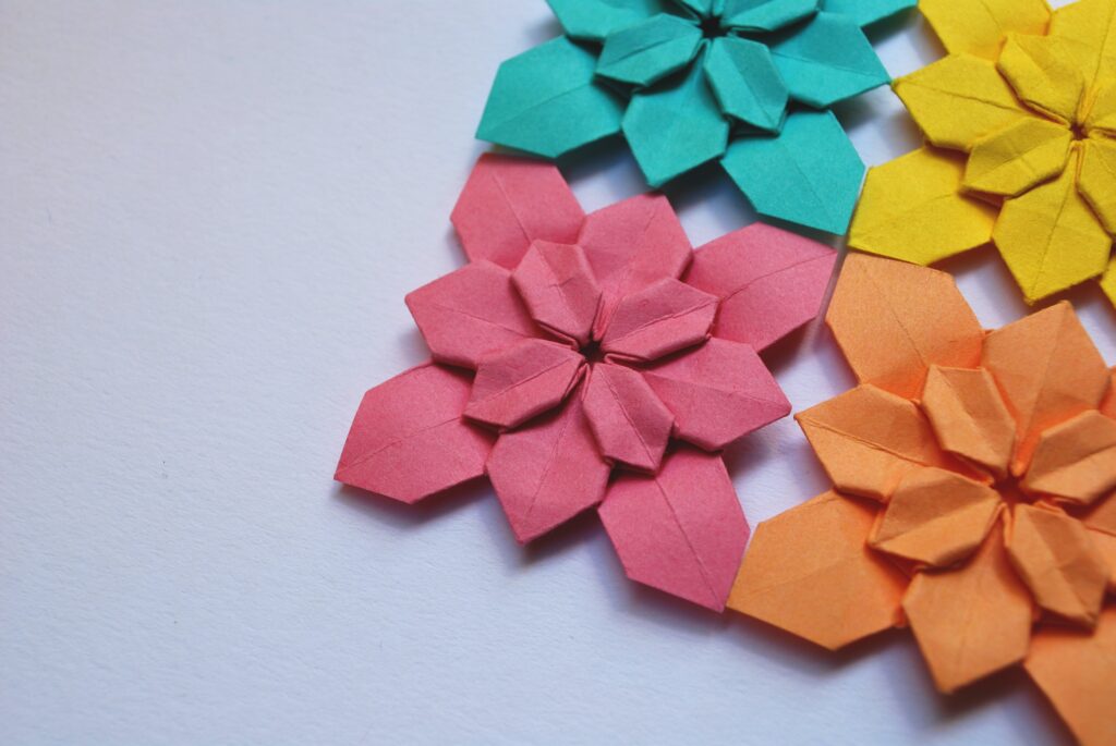 The art of napkin folding - article feature image