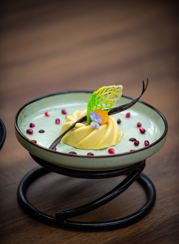 Wedding catering tile